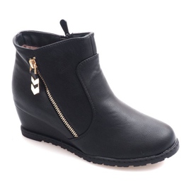 Warm Boots On Wedge With A Zipper XY699 Black 1