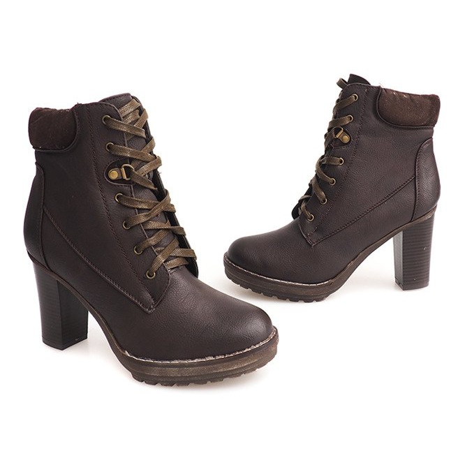 Lace-up Boots With Fur T12310-2 Brown 1