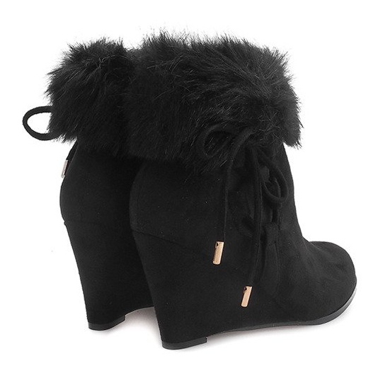 Black Boots On Wedge L6058 1