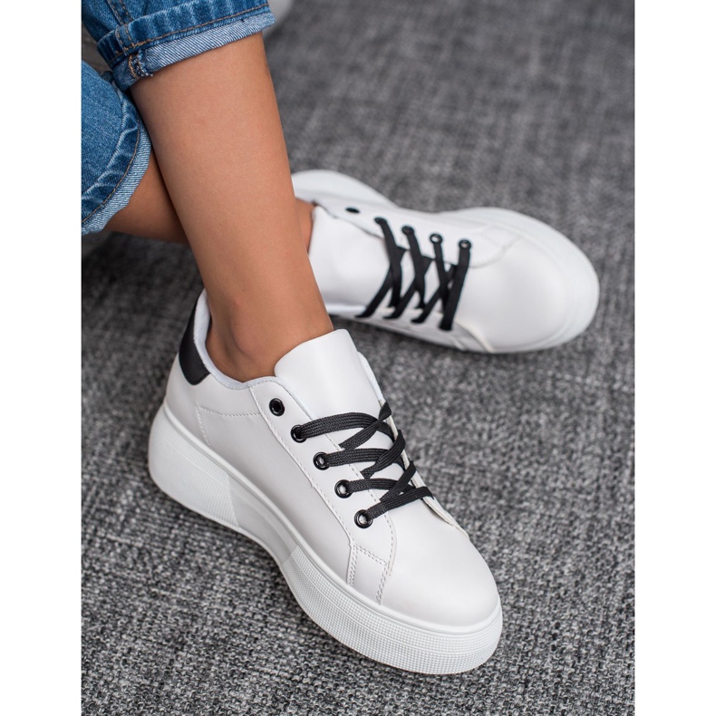 SHELOVET Lace-up Shoes On The Platform white 1
