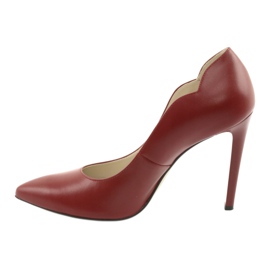 Red pumps on the Anis 4376 heel 2