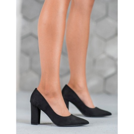 Laura Mode Black Suede Pumps 1