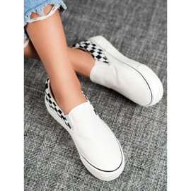 SHELOVET White Checkered Slipons 1