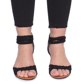 Black sandals on a delicate Desun wedge heel 1