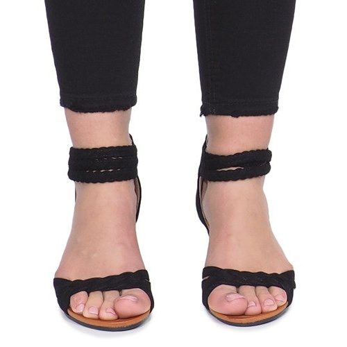 Black sandals on a delicate Desun wedge heel 1