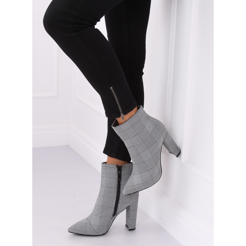 Black high-heeled boots NS053P Houn Dstooth 1
