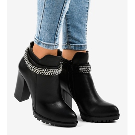 Black boots on the post with a chain 13X992-51A 1