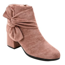 Pink suede boots on the Y-52 post 1