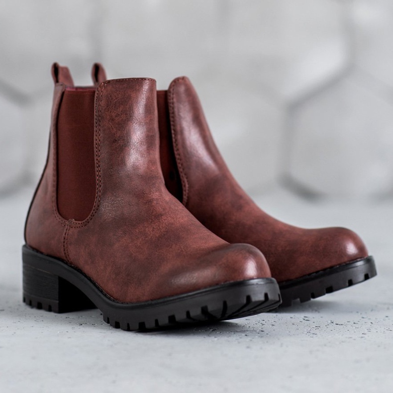 Jennika Boots On The Platform red 1