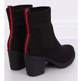 Black M370 Black high heels 2