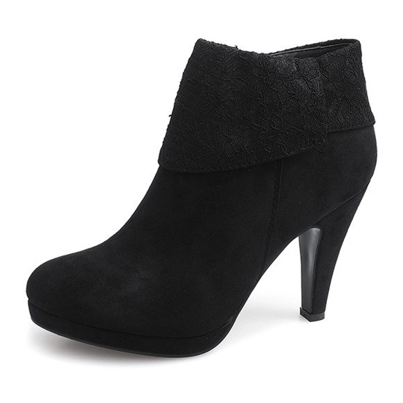 Elegant Boots On A High Heel Lace 6-67 Black 2
