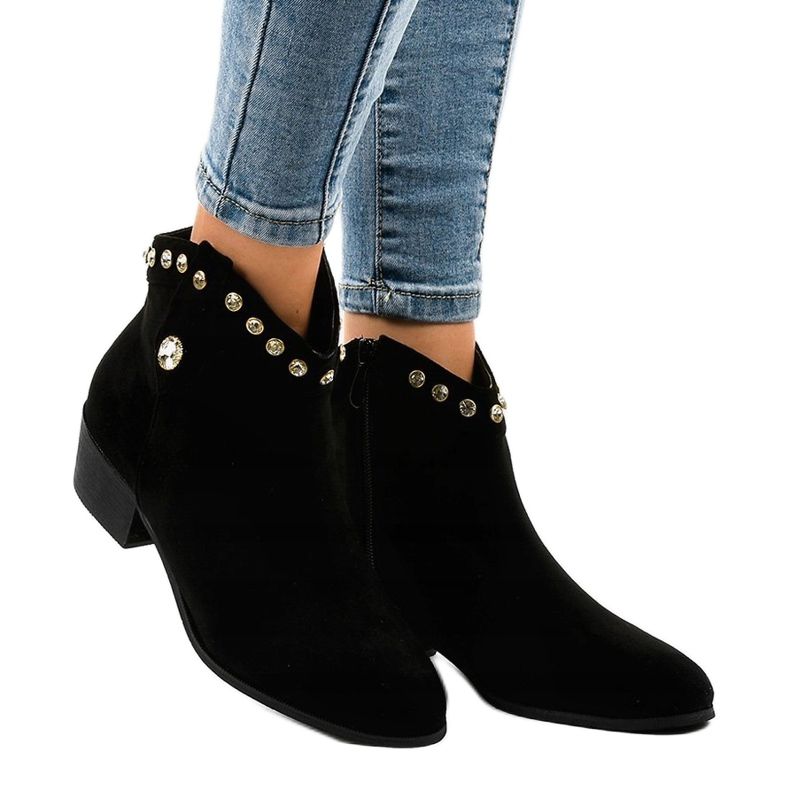 Black suede boots decorated with JH356 1