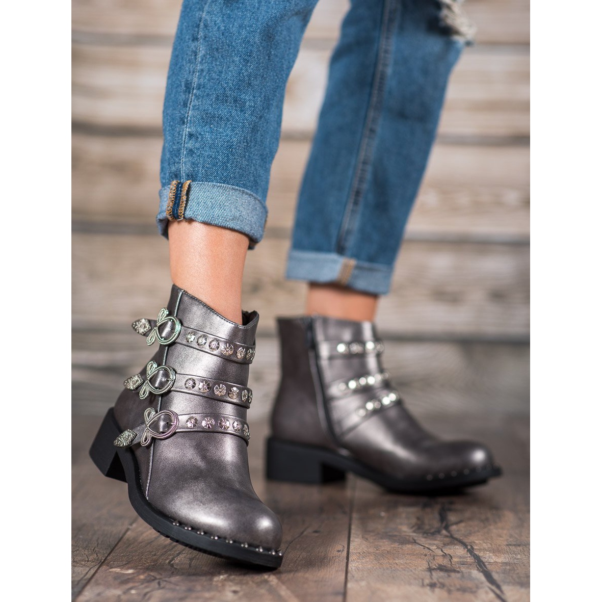 Forever Folie Boots With Studs grey -