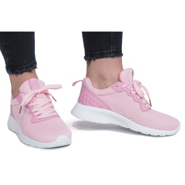 Pink Roxane sports 1