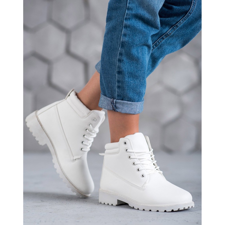 Marquiz White Trappers 1