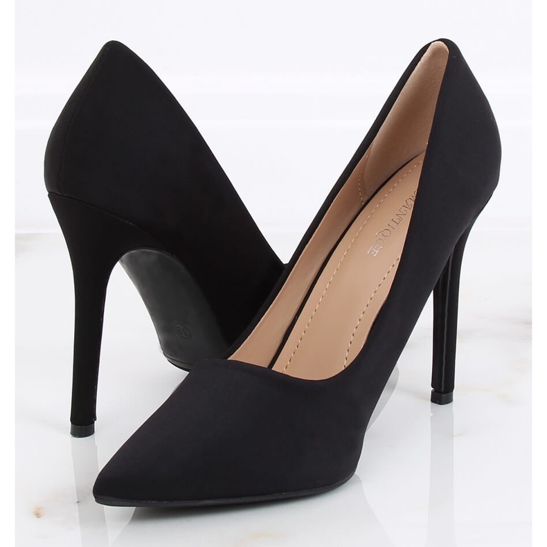 Pumps on a black heel 4014 Black 1