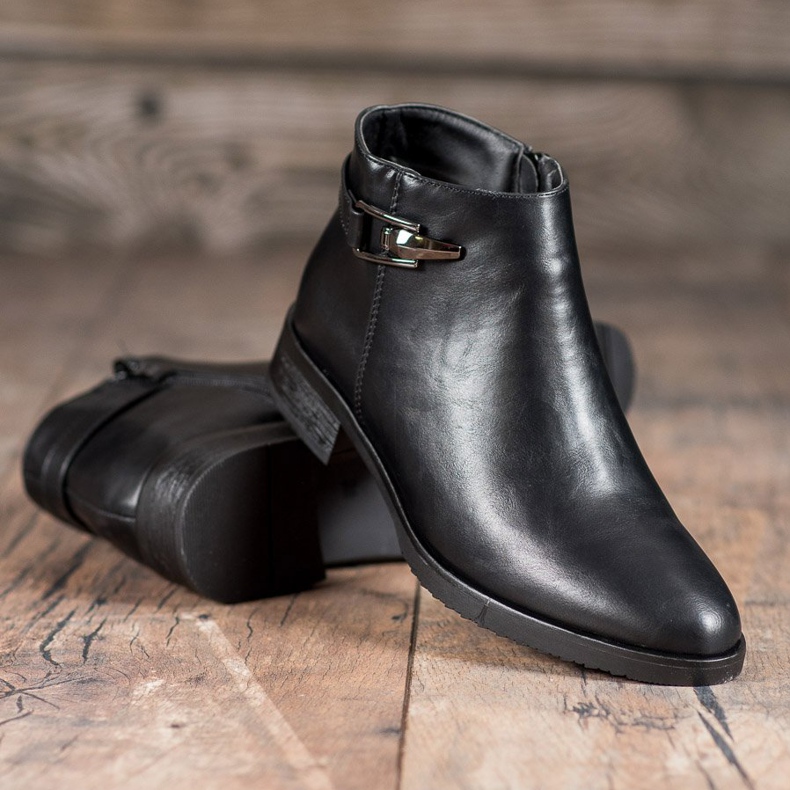 JESSI Black Booties With Ornament 1