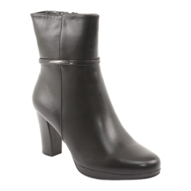 M.Daszyński High women's boots on the post black 1