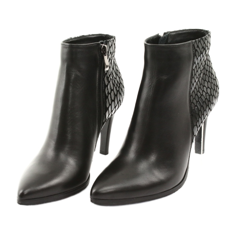 Black Espinto boots on a high heel 3