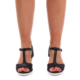 Black Sandals On Wedge YH2709 1