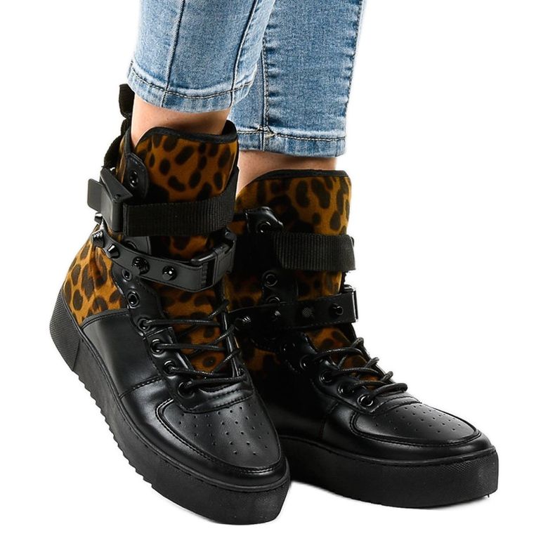 Black flat sneakers Y-205 multicolored 1