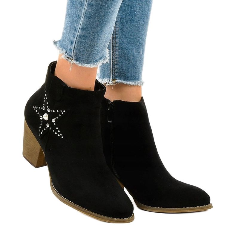 Black suede boots on the star L88-163 post 1