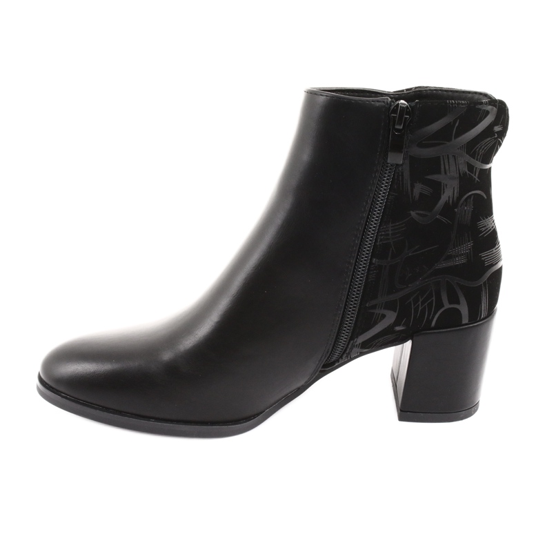Stylish boots on the post black Sergio Leone 521 2