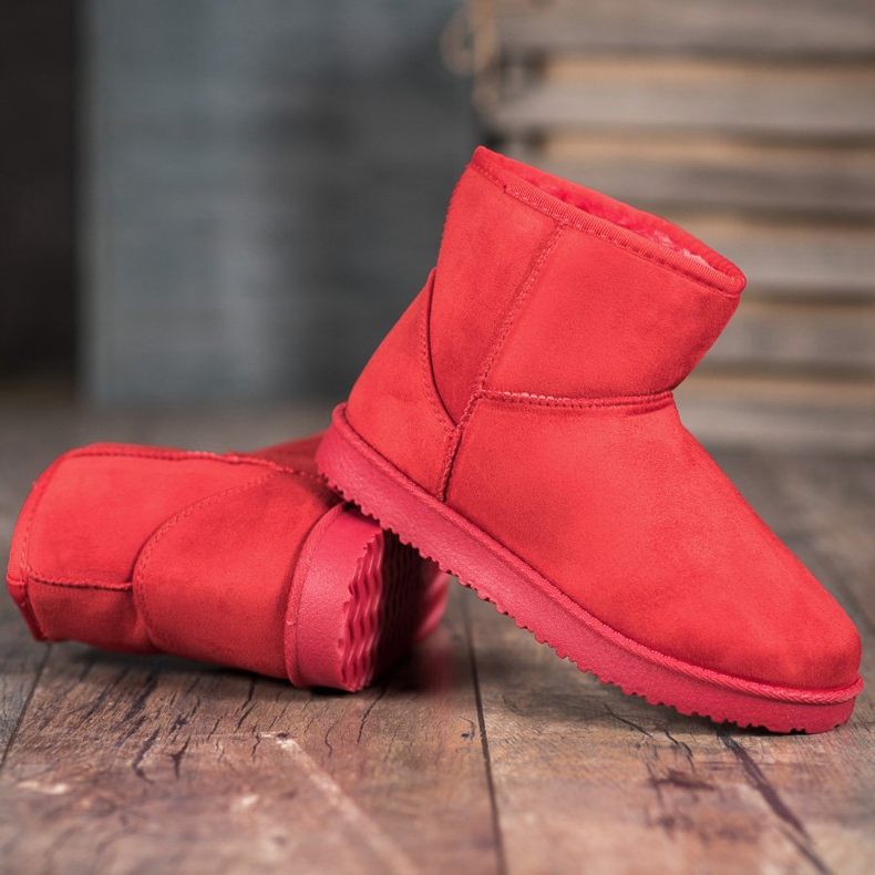 SHELOVET Red Mukluki 1