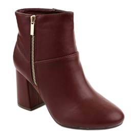 Maroon boots on the post with a zipper 7755N red 1