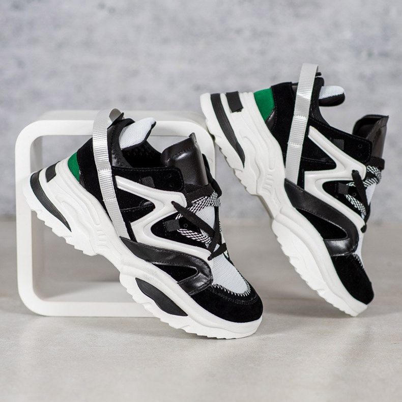 Fashionable VICES sneakers white black multicolored 1