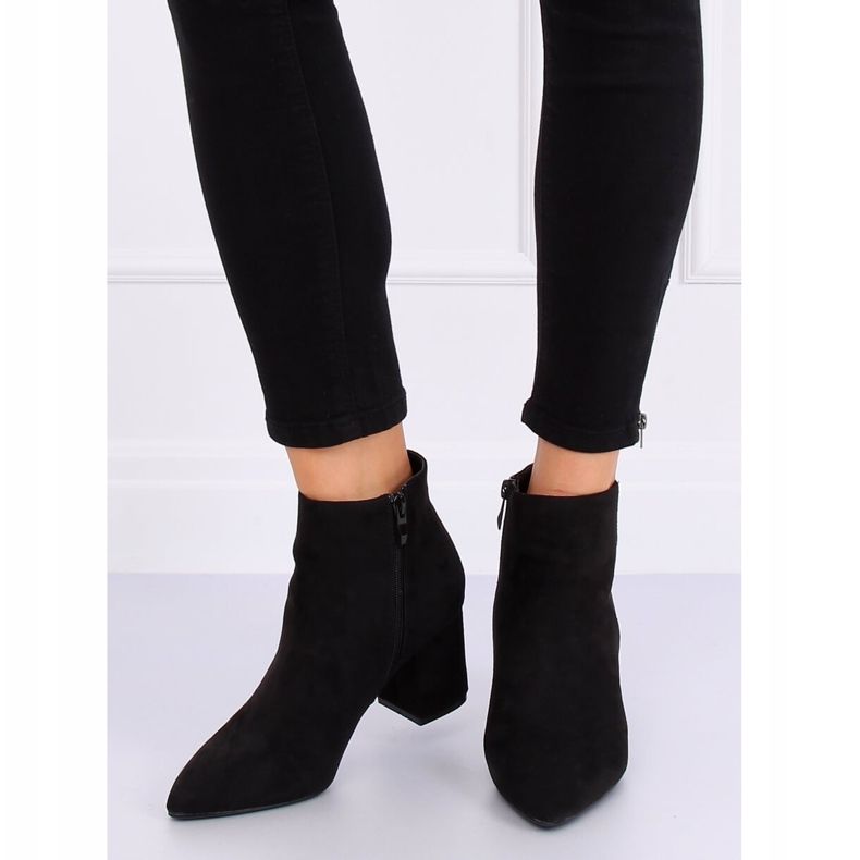Black high-heeled boots Q1AX608-1 Black 1