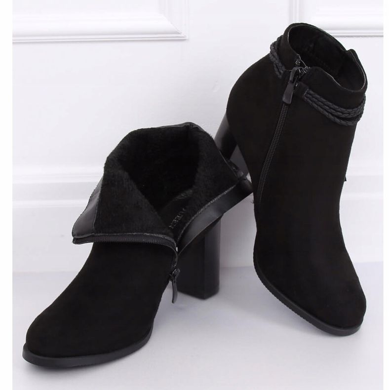 Black high-heeled boots VQ-31 Black 1