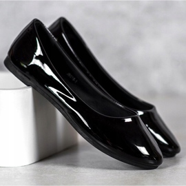 Lacquered VICES ballerinas black 1