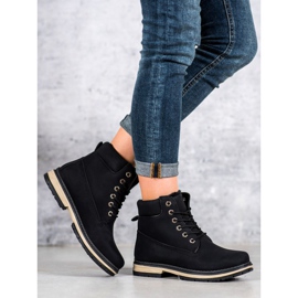 Filippo Black Trappers 1