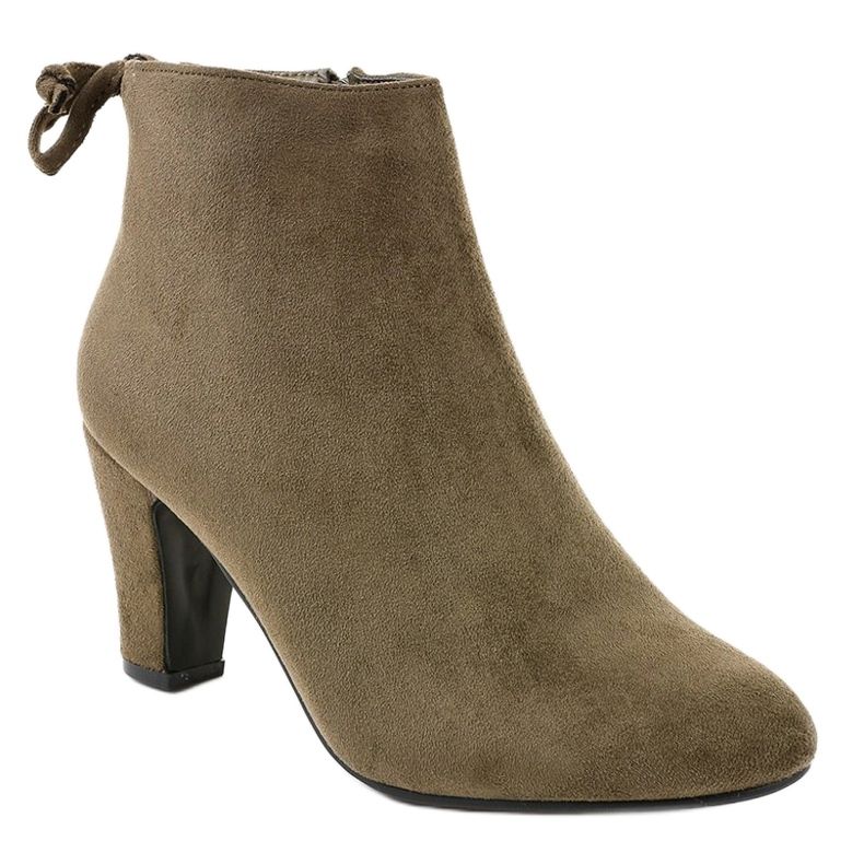 Green suede ankle boots on the W852 post 1