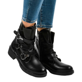 Women's black flat boots with HQ952 buckles 1