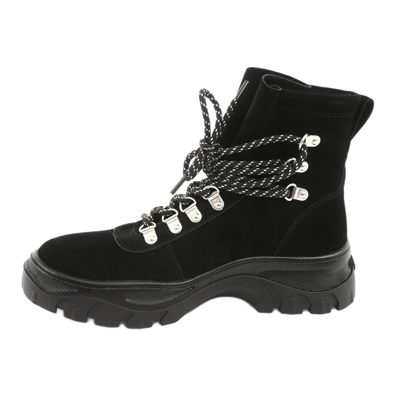 Black Sergio Leone TR729 tied trappers 3