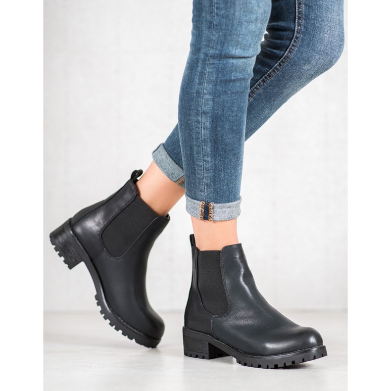 Jennika Boots On The Platform black 2