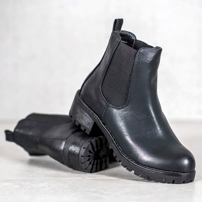 Jennika Boots On The Platform black 1