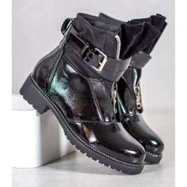 Seastar Black lacquered boots 1