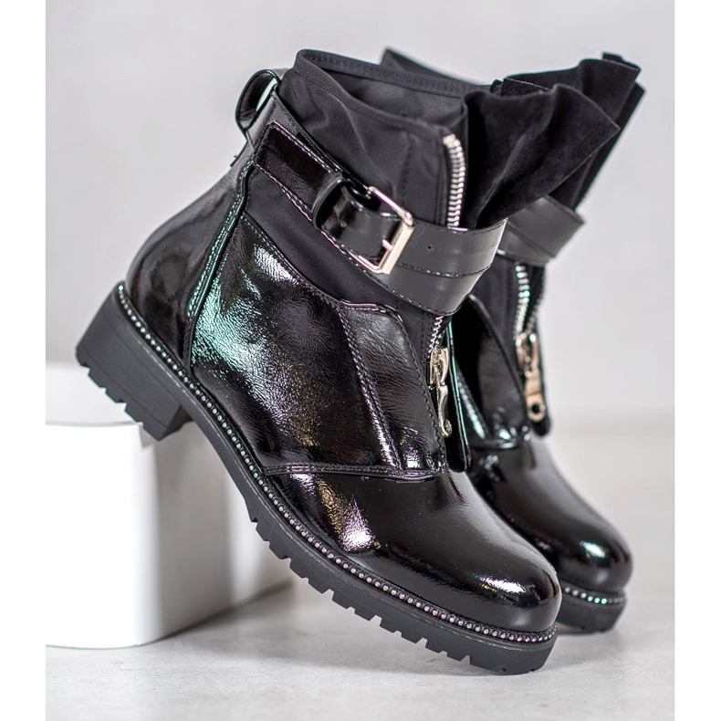 Seastar Black lacquered boots 1