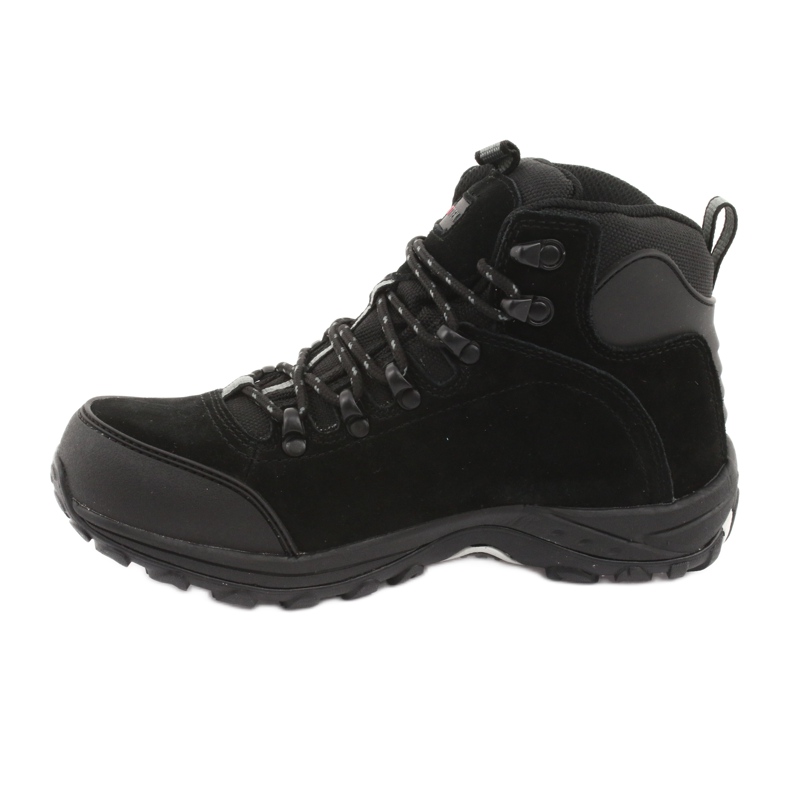 Hiking boots with MtTrek 031 membrane black 2