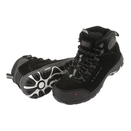 Hiking boots with MtTrek 031 membrane black 4