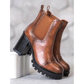 Seastar Slip-on Boots On The Platform brown 1