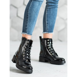 Seastar Lacquered Workers black 2