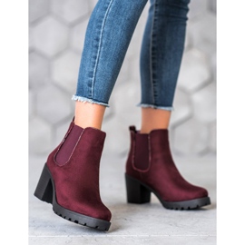 Erynn Suede Chelsea Boots On The Platform red 1