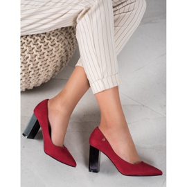 Goodin Suede Pumps On A Pillar red 2