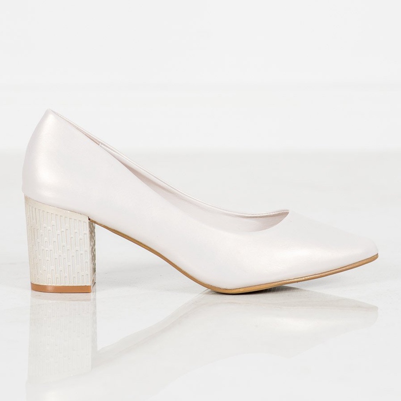 Goodin Pumps On A Pillar grey 1