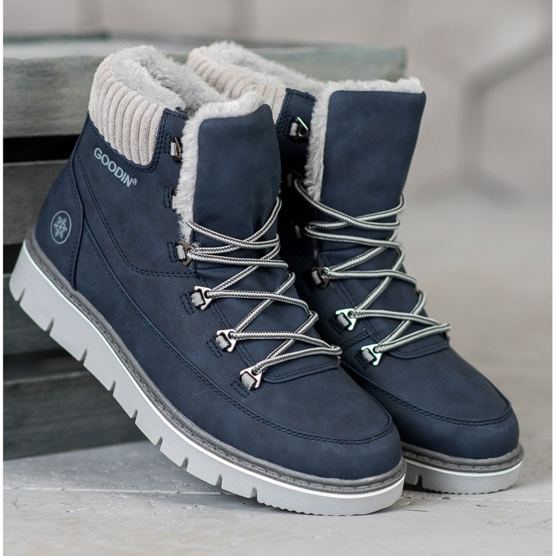 Goodin Trappers On The Platform blue 1