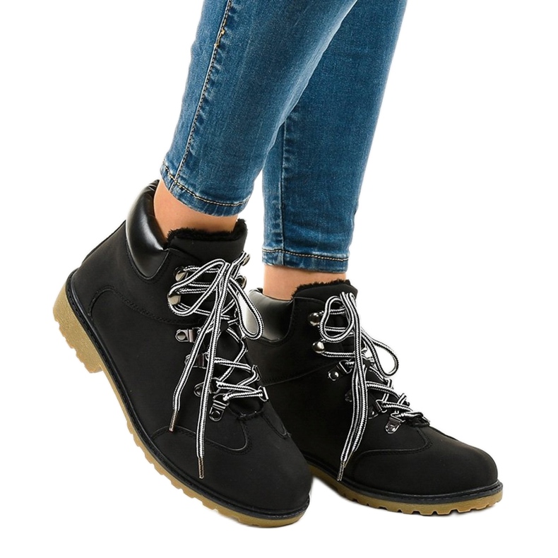 Black insulated boots DS1702 1